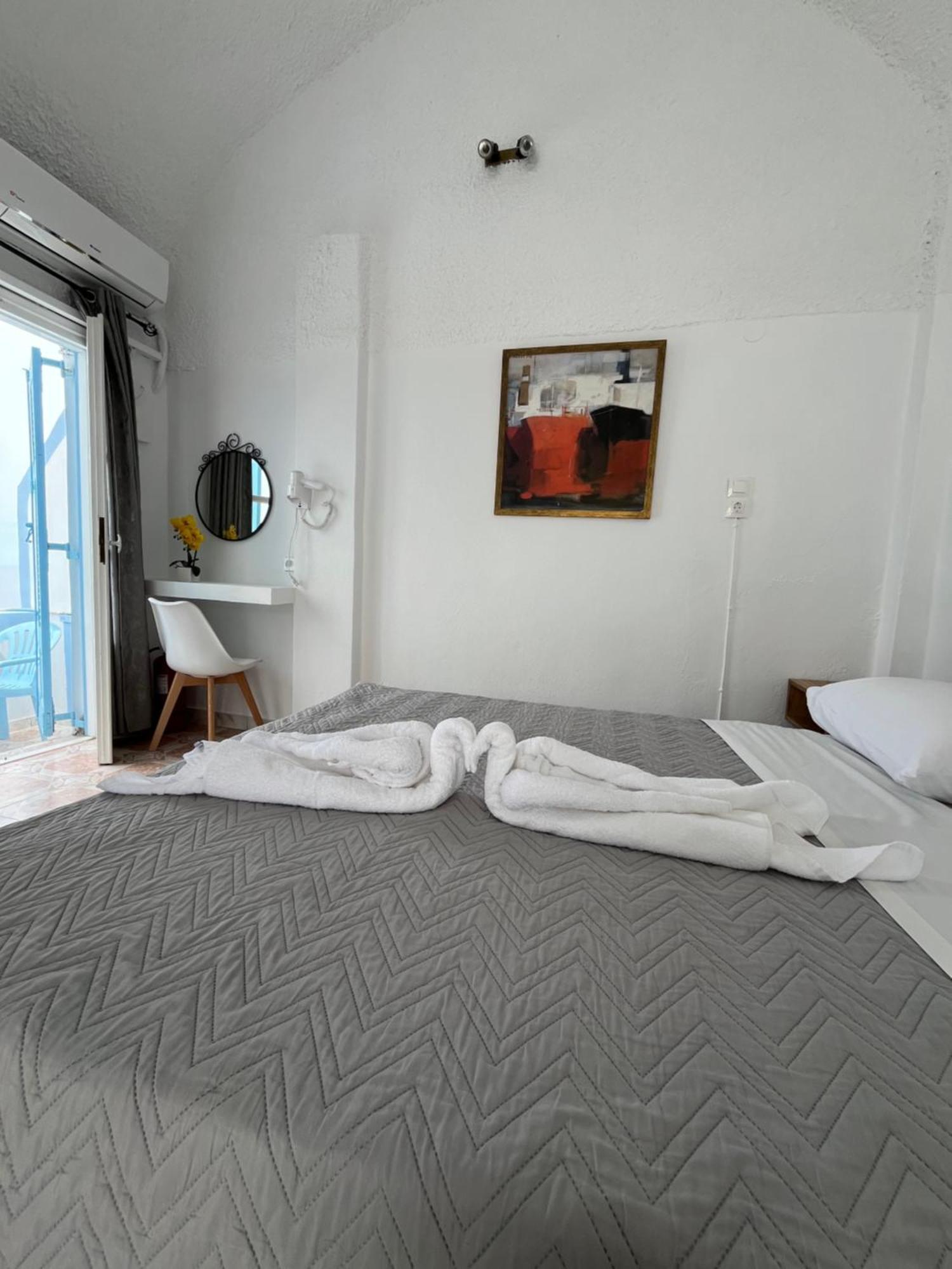 Stella Nomikou Apartments Firostefani Buitenkant foto